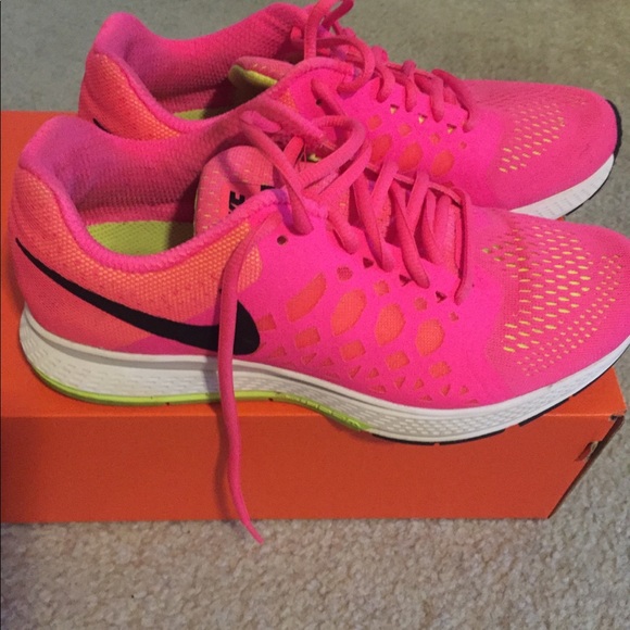 Nike Shoes - Nike Air Zion Pegasus 31- woman’s.